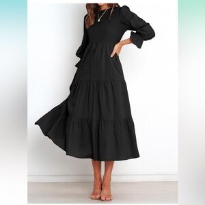 Elegant Black midi smock Dress with cinched sleeves
